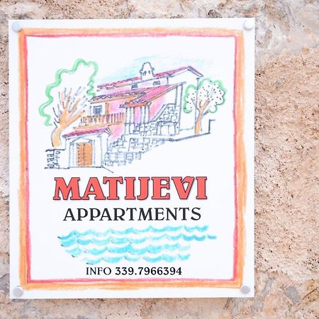 Matijevi Apartments Sistiana Εξωτερικό φωτογραφία