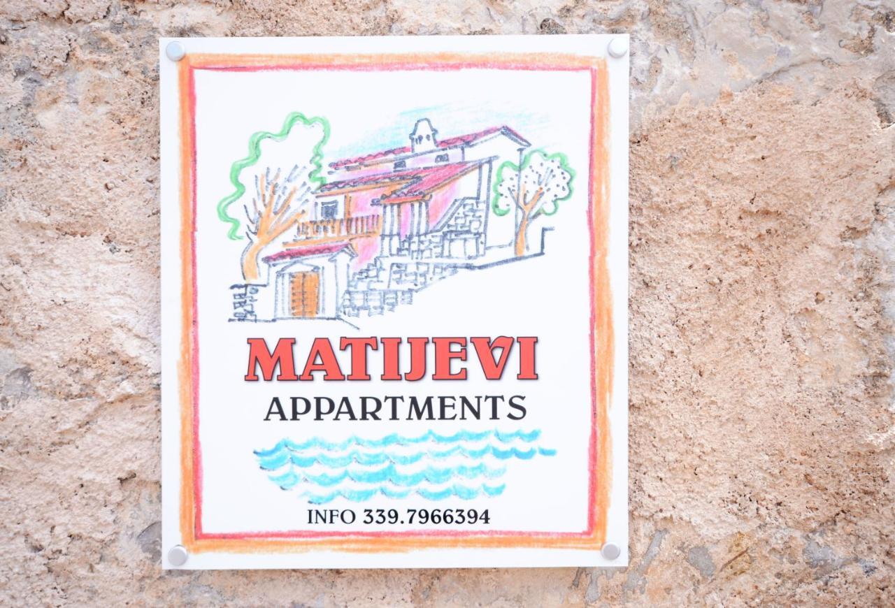 Matijevi Apartments Sistiana Εξωτερικό φωτογραφία